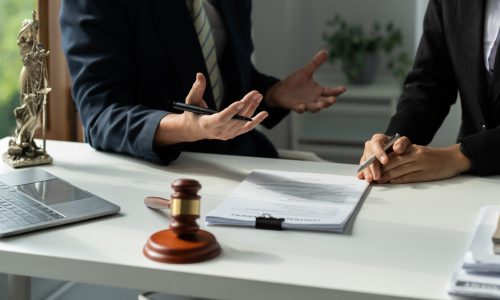 The Legal Execution Department makes an appointment with the customer to sign a mediation agreement to pay the debt.